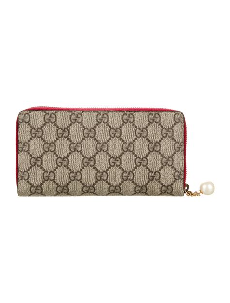 gucci continental wallet price